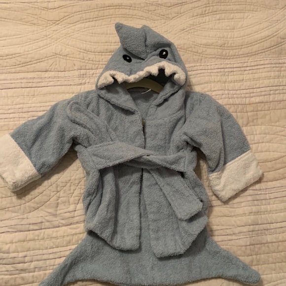 2 Terry Cloth Infant Bath Robes 0-9 months - Picture 2 of 6
